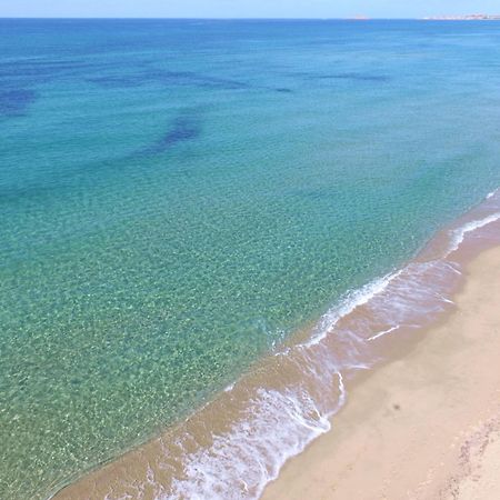 A Mare Di Ginepri 06D Bilo Apartment Badesi Bagian luar foto