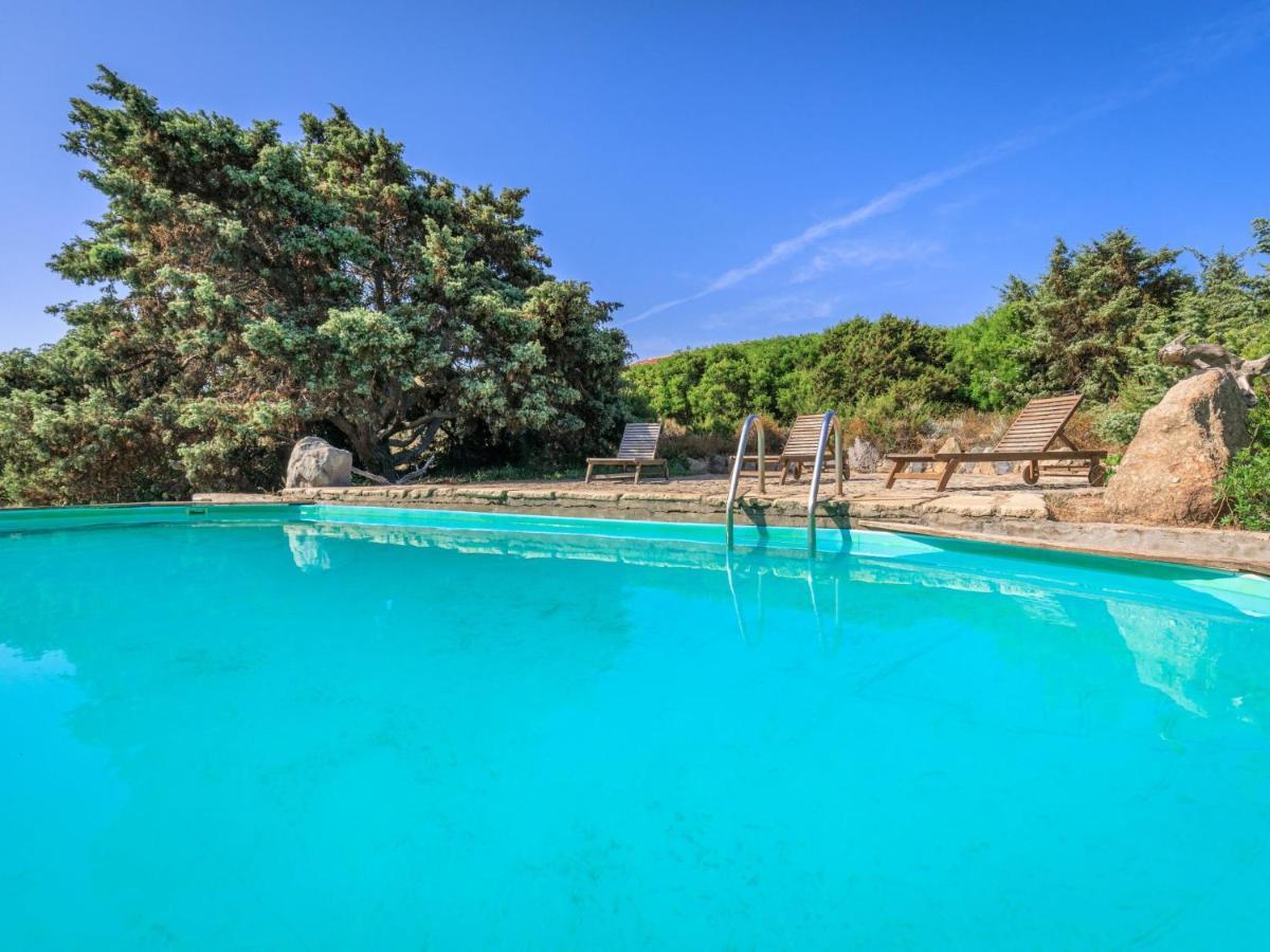 A Mare Di Ginepri 06D Bilo Apartment Badesi Bagian luar foto